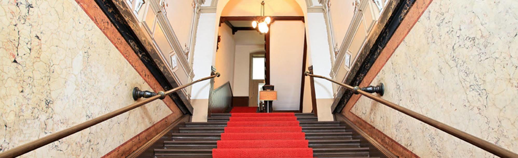 Hotel-Pension Cortina Берлин Экстерьер фото